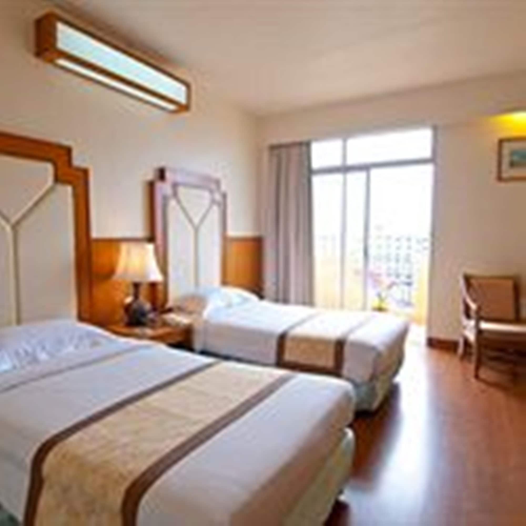 Golden Beach Hotel Pattaya Ngoại thất bức ảnh