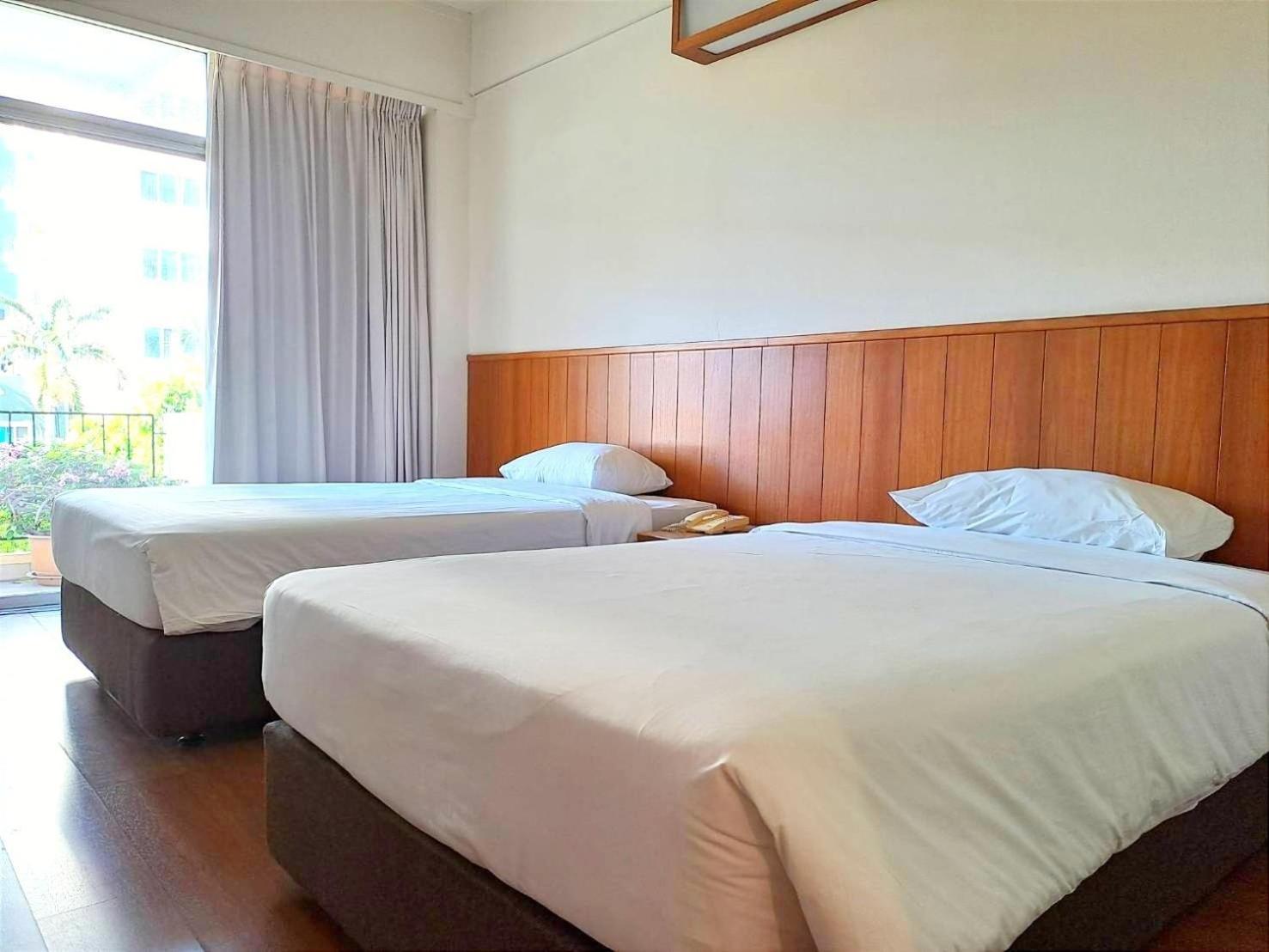 Golden Beach Hotel Pattaya Ngoại thất bức ảnh