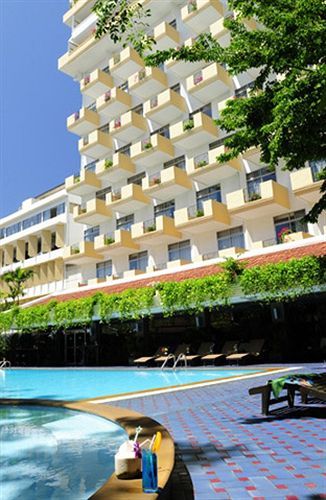 Golden Beach Hotel Pattaya Ngoại thất bức ảnh
